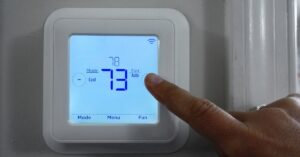How Thermostat Scheduling Can Affect Comfort and Cooling Costs